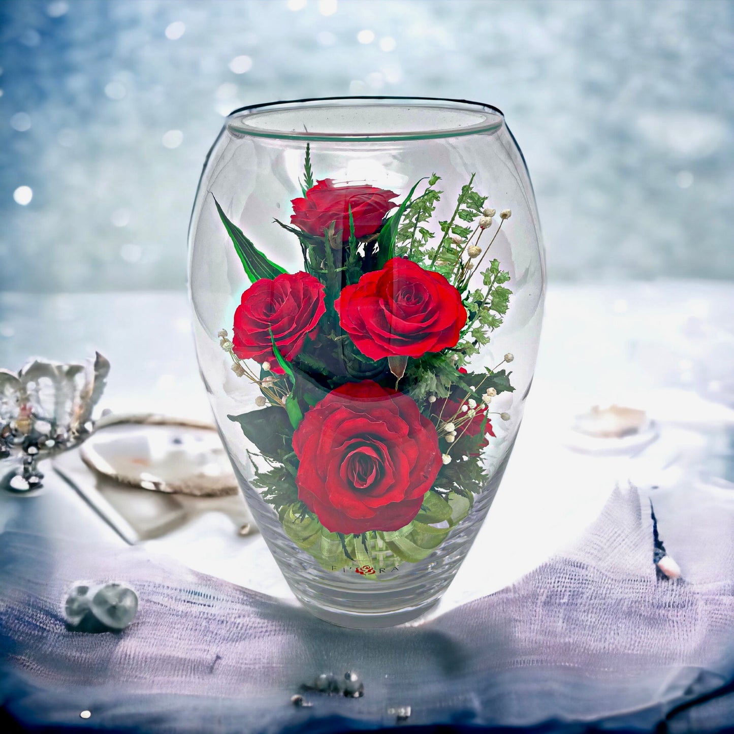 Fiora Flower | Long Lasting Real Roses in a Sealed Vase | Lasts up to 5 Years | Unique Present Gift