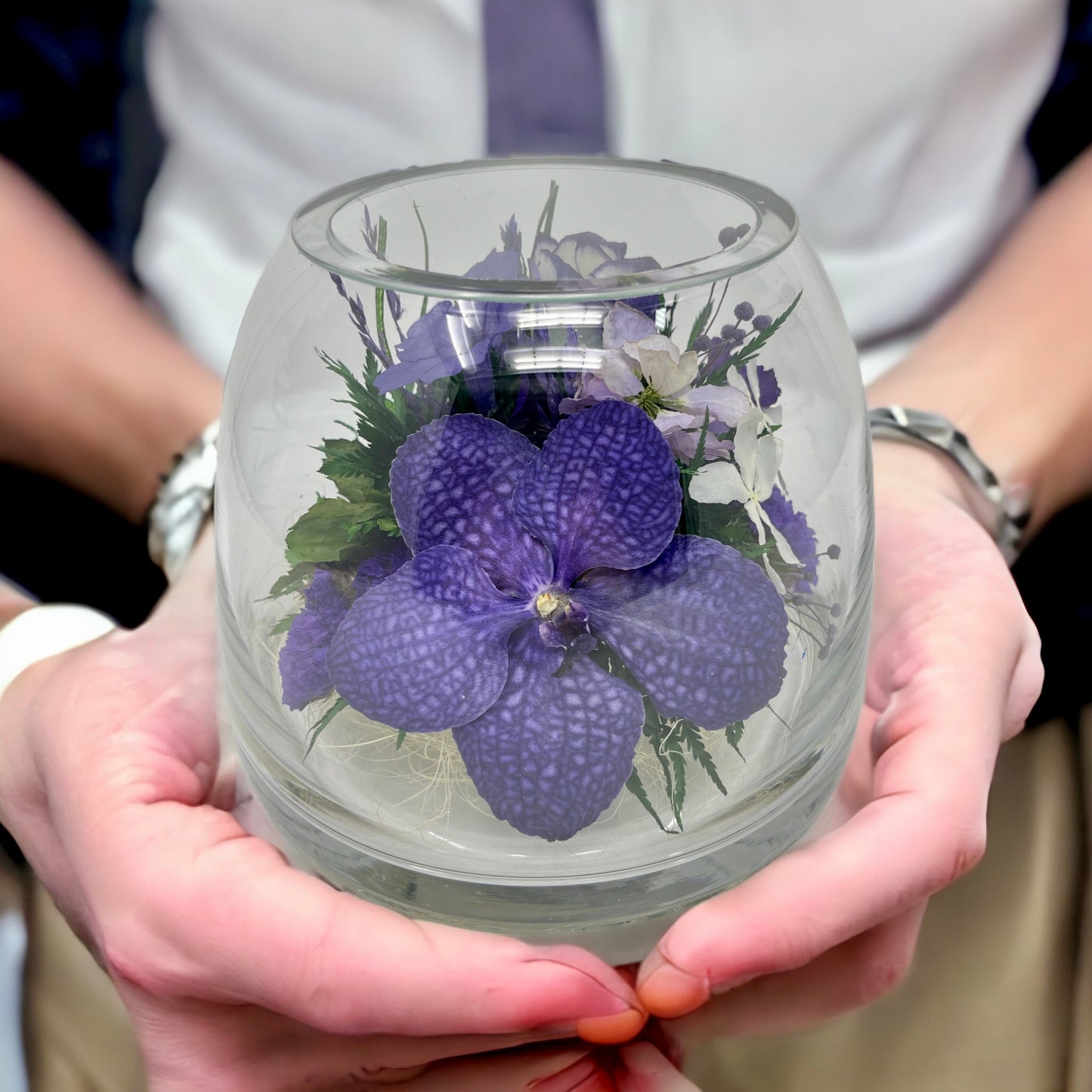 Fiora Flower | Long Lasting Orchids| Lasts up to 5 Years | No Water Need | Allergy Free | Odor Resistant | Unique Present Gift