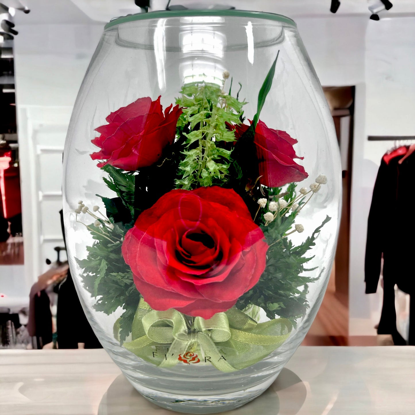 Fiora Flower | Long Lasting Real Roses in a Sealed Vase | Lasts up to 5 Years | Unique Present Gift
