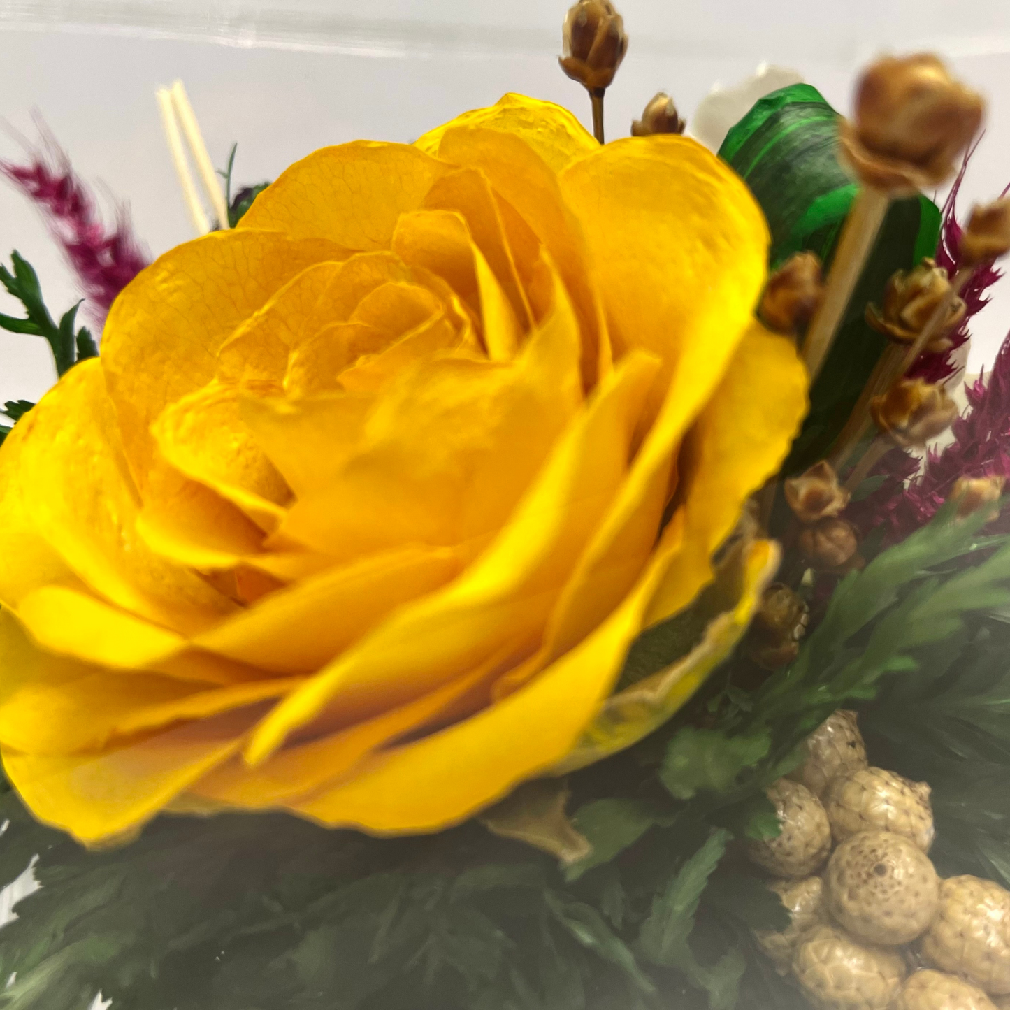 71881 Long-Lasting Yellow Rose and White Orchid in a Cube Glass Vase
