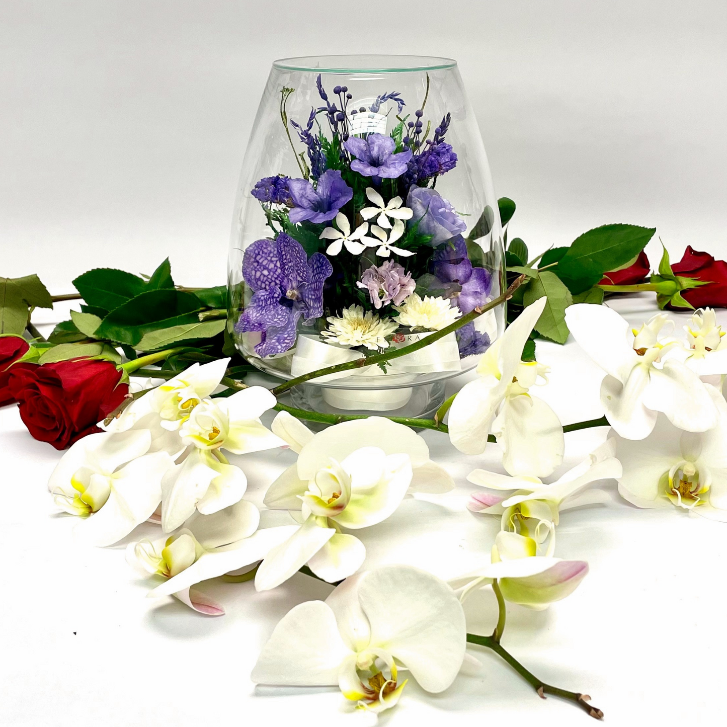 70259 Long-Lasting Orchids in a Lotus Bud Glass Vase
